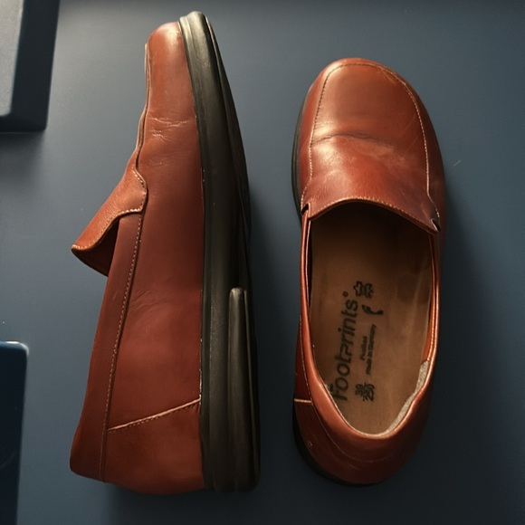 Women's Brown Loafers - Picture 4 of 5